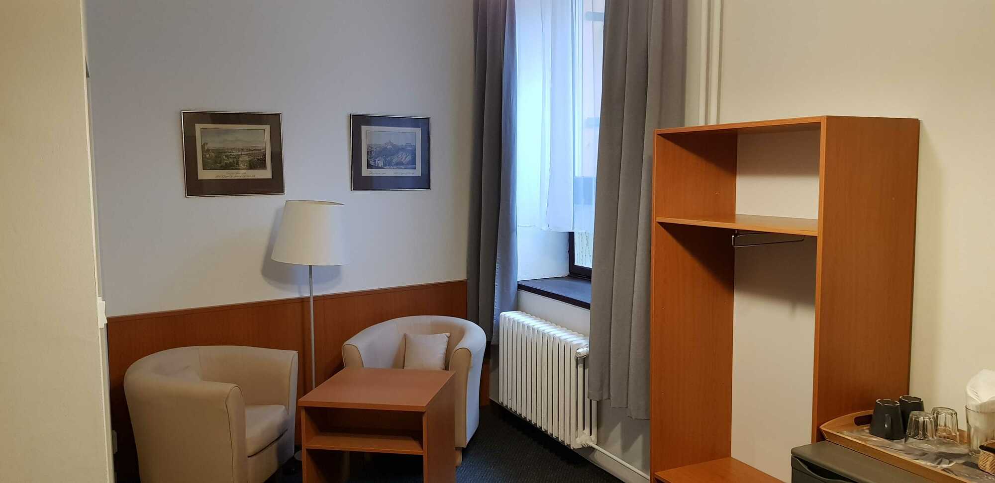 Pokoj 5 – Dvoulůžkový DeLuxe se sociálním zařízením